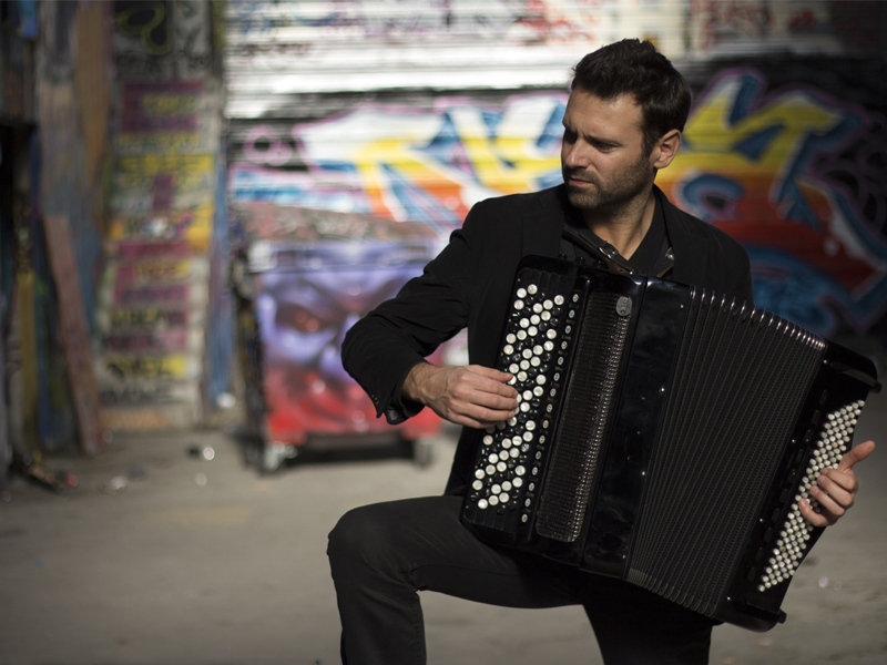 animation accordeoniste-3