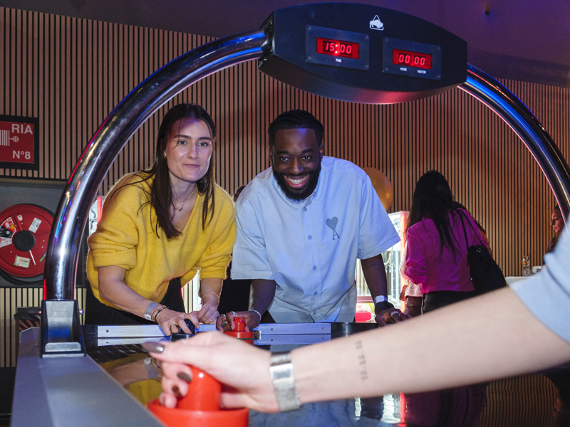 location air hockey-3